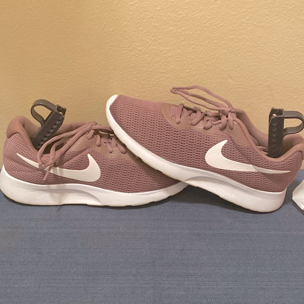 Womens Nike running shoes